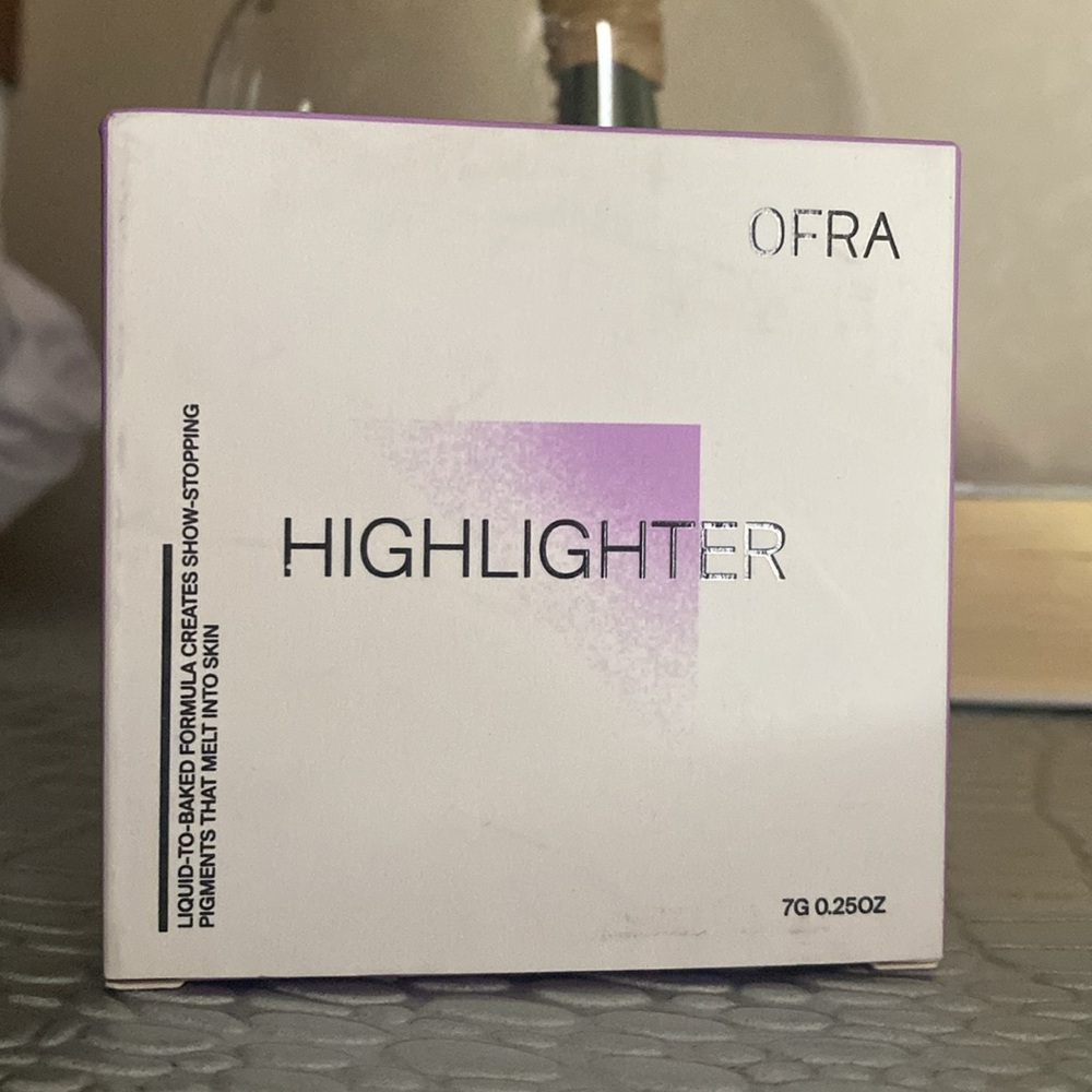 OFRA Highlighter - Picture 3 of 6